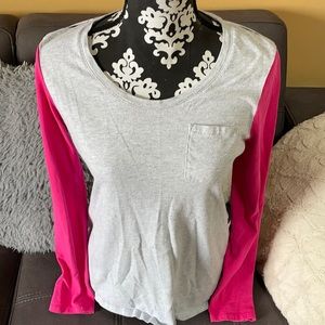 TOMMY HILFIGER Colorful Sweater Size Medium